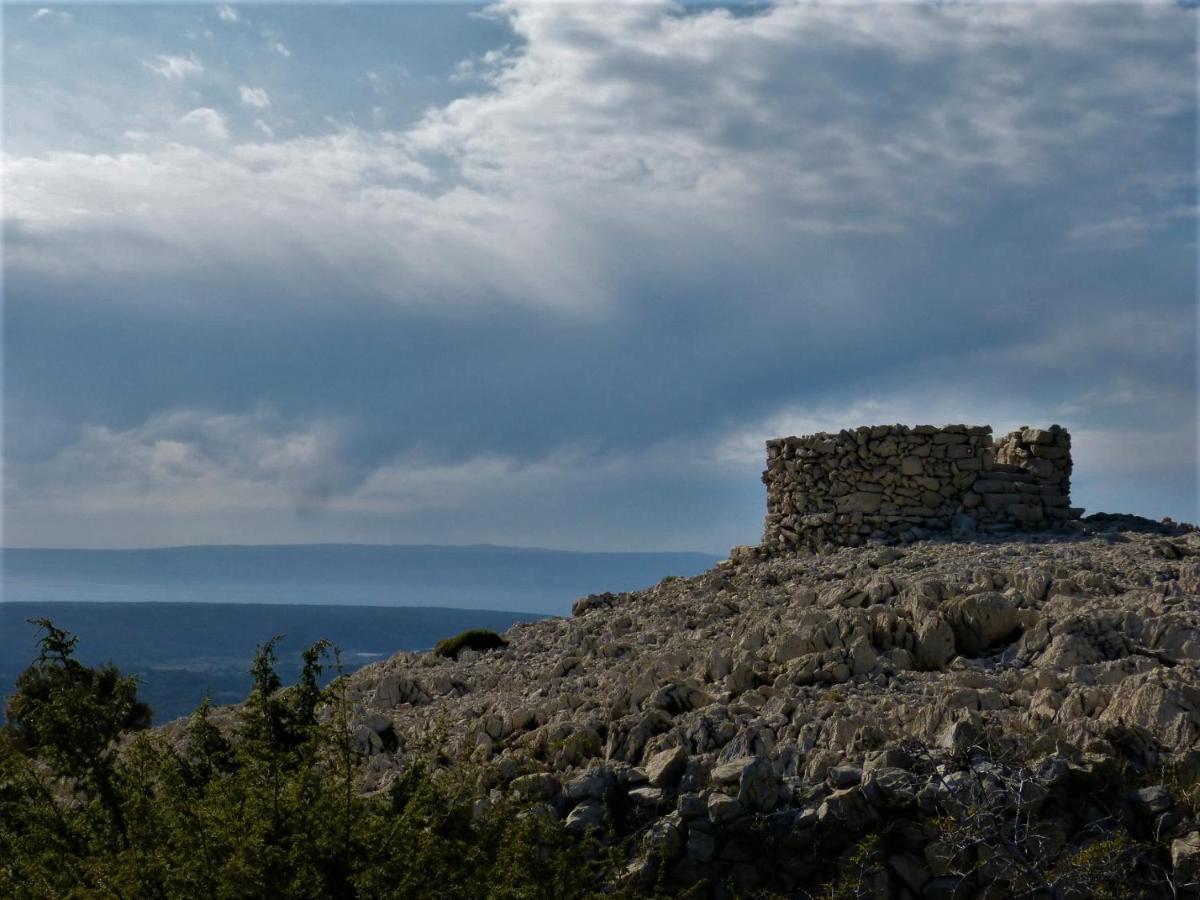 Apartmani Milena Barbat na Rabu Esterno foto
