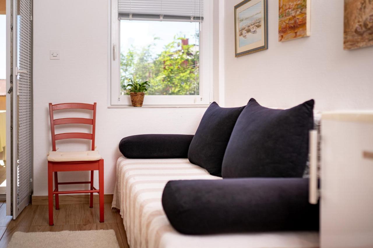 Apartmani Milena Barbat na Rabu Esterno foto